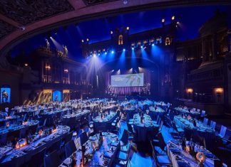 Galadinner là gì? Ý nghĩa & quy trình tổ chức galadinner giá rẻ, uy tín Galadinner là gì? Ý nghĩa & quy trình tổ chức galadinner giá rẻ, uy tín